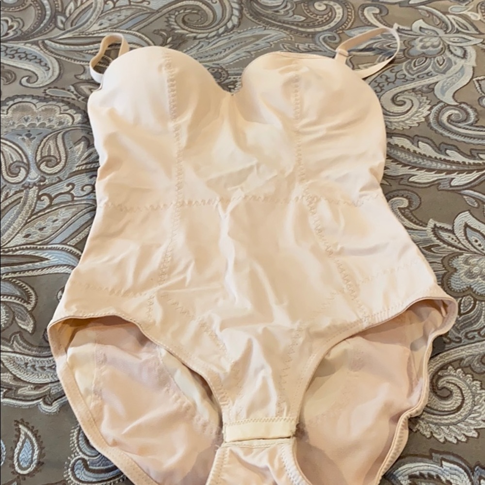 Never used Body shaper by Dr. Rey